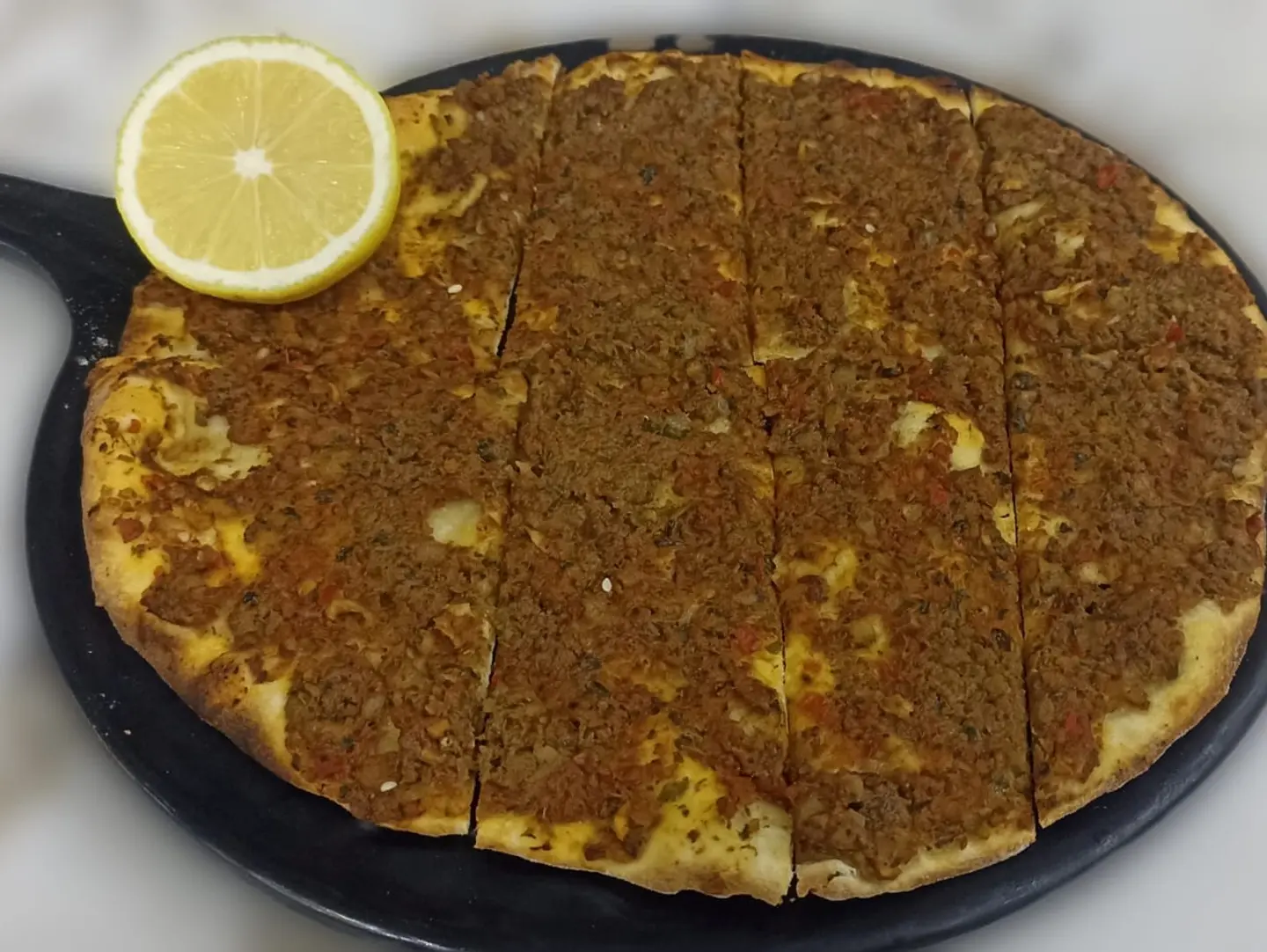 لحم  عجين تركي