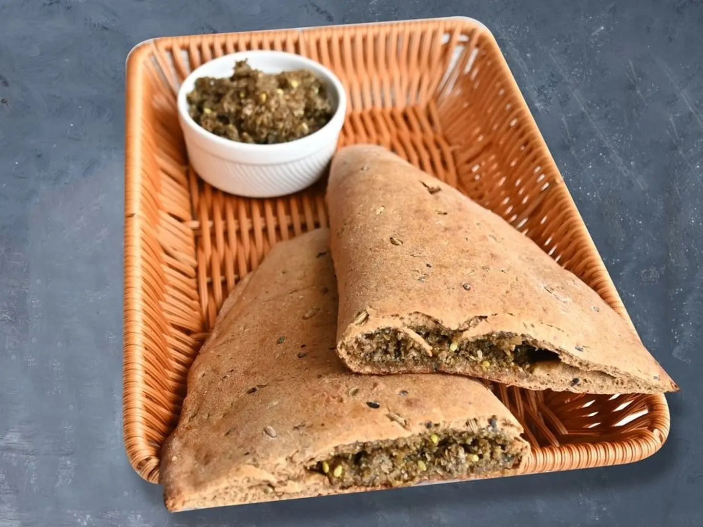 خبز بالزعتر