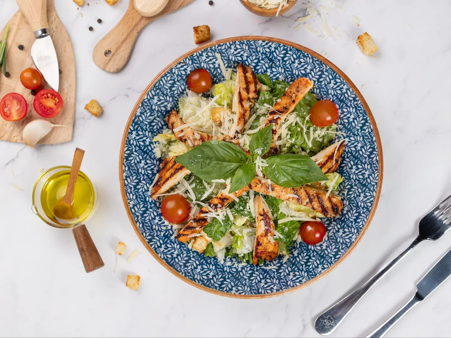 سيزر سلطه مع دجاج