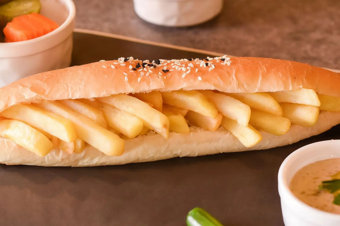 ساندوتش بطاطس مقلية