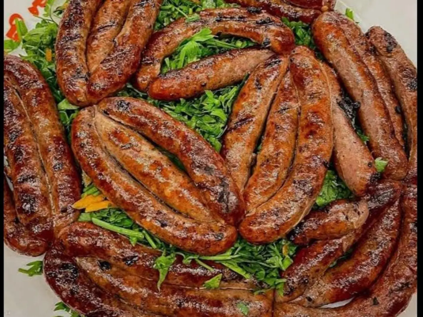 عرض4-نصف كيلو سجق مشوي ونصف كيلو كبدةمشوي