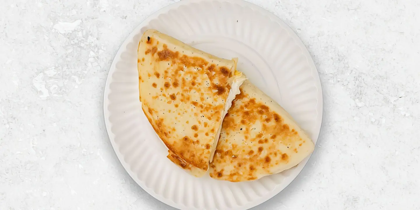 جبن الموزريلا سوبر