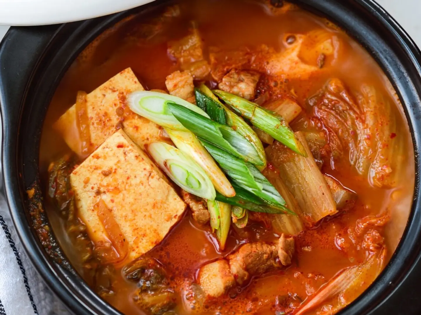 يخنة الكيمتشي