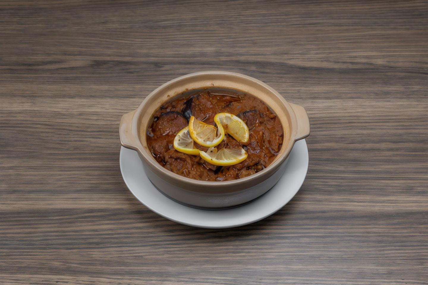 طاجن مسقعة باللحمة