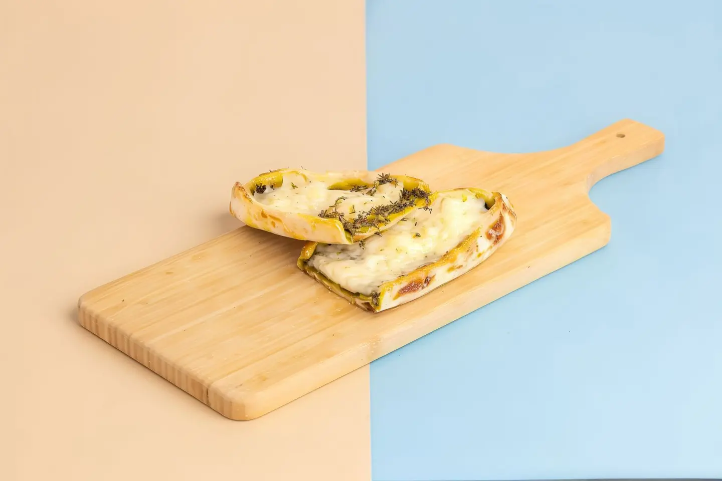 Thyme With Cheese Qareb