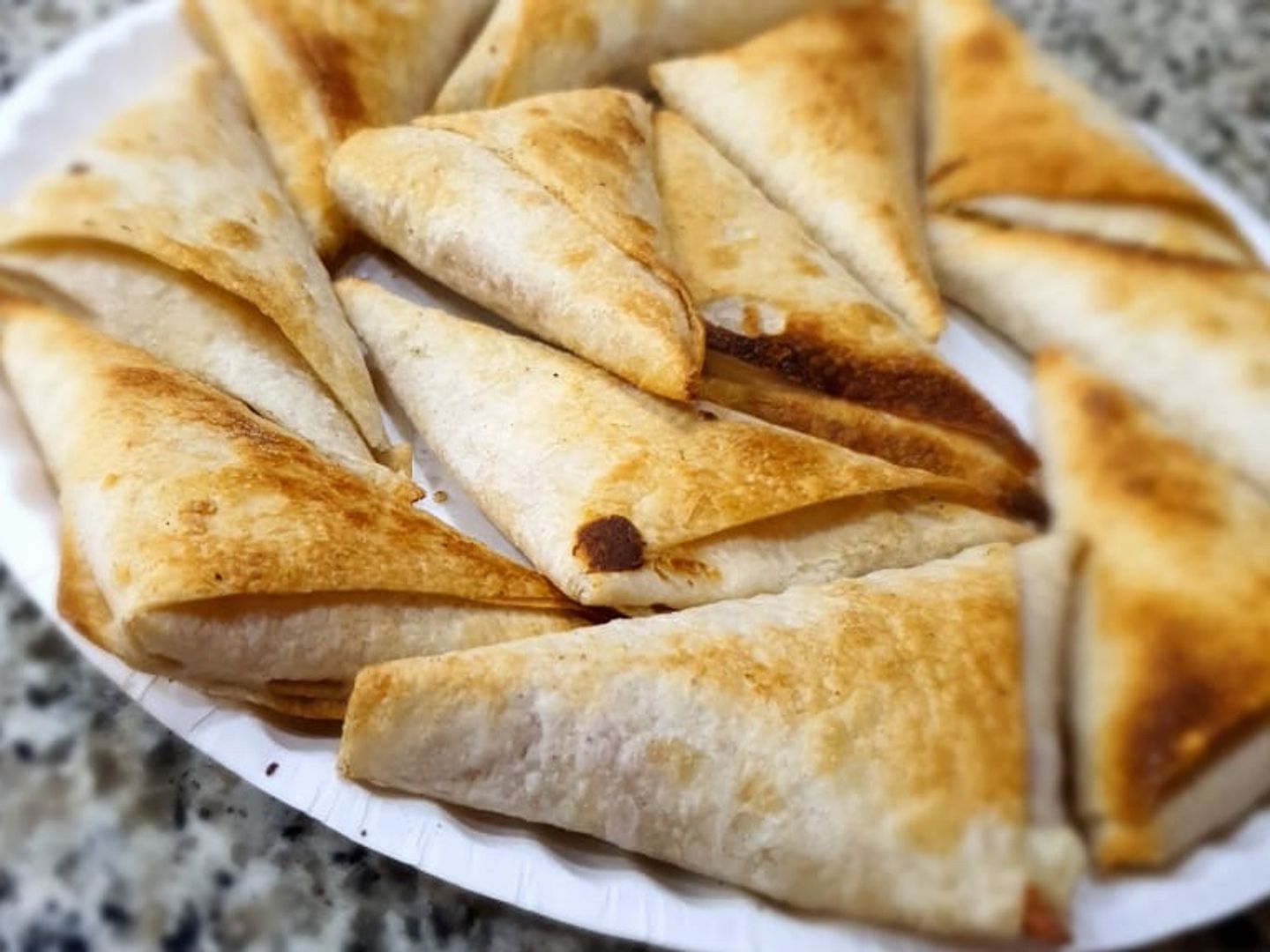 سمبوسة مرتديلاا