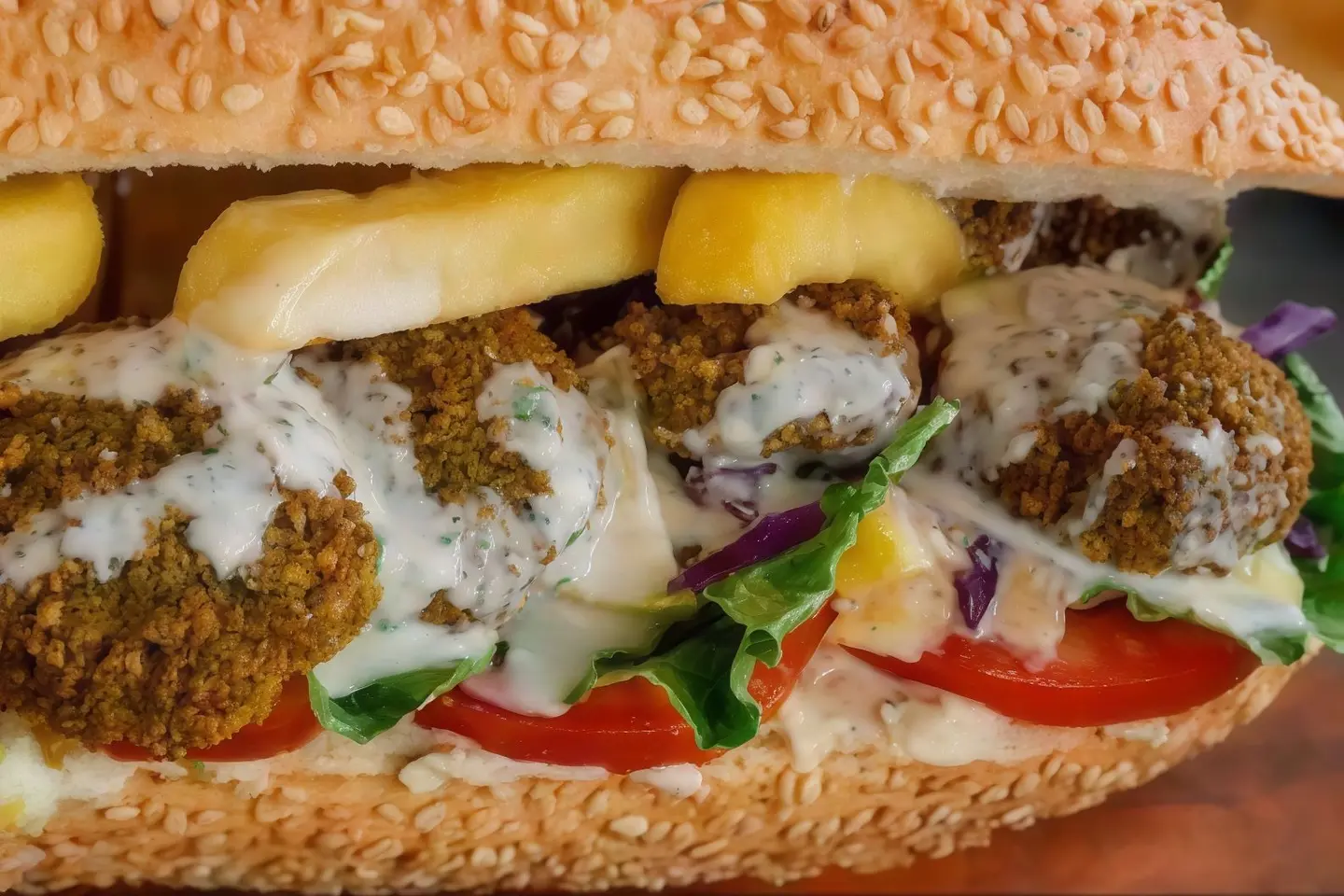 كعكة فول وفلافل