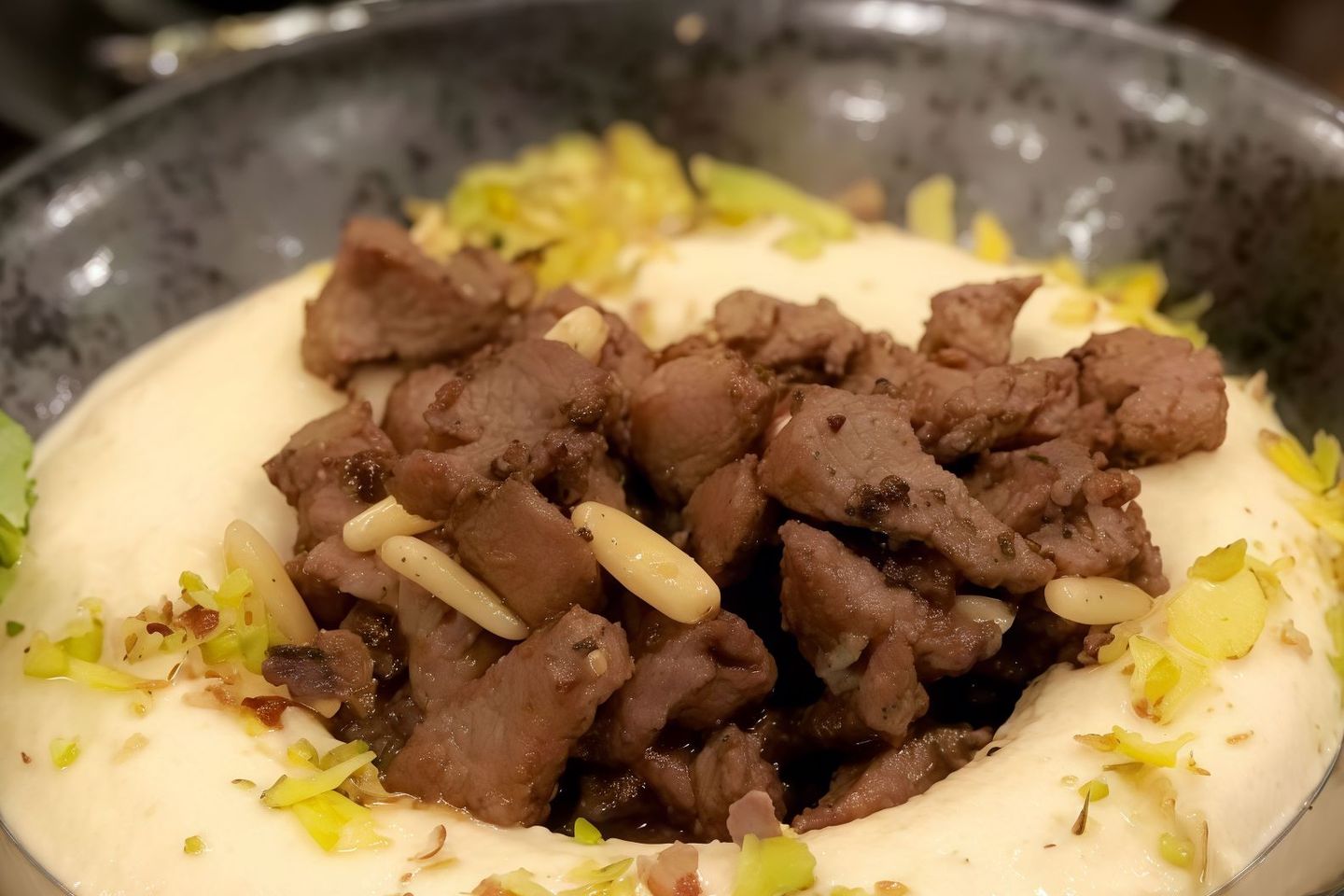 Hummus With Meat