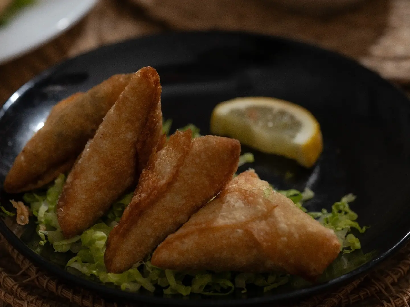 سمبوسة دجاج 4 حبات