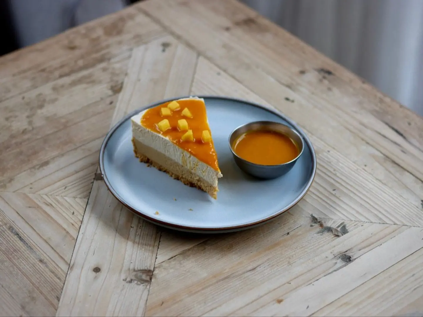 Mango Cheesecake