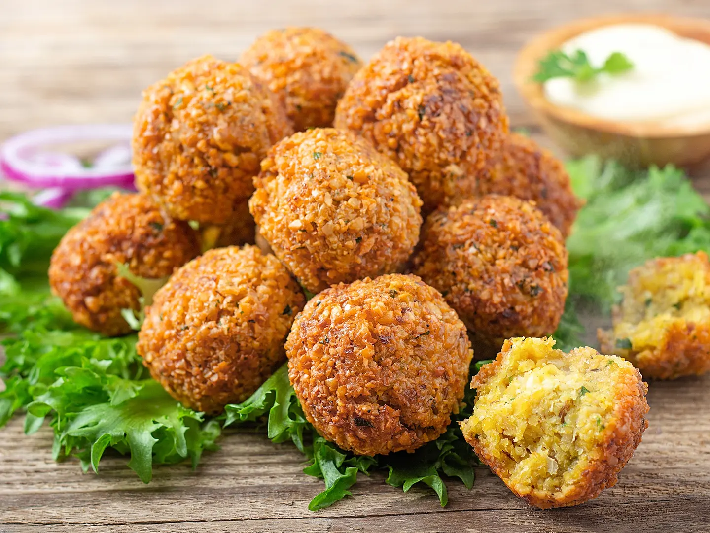 Falafel Hummus