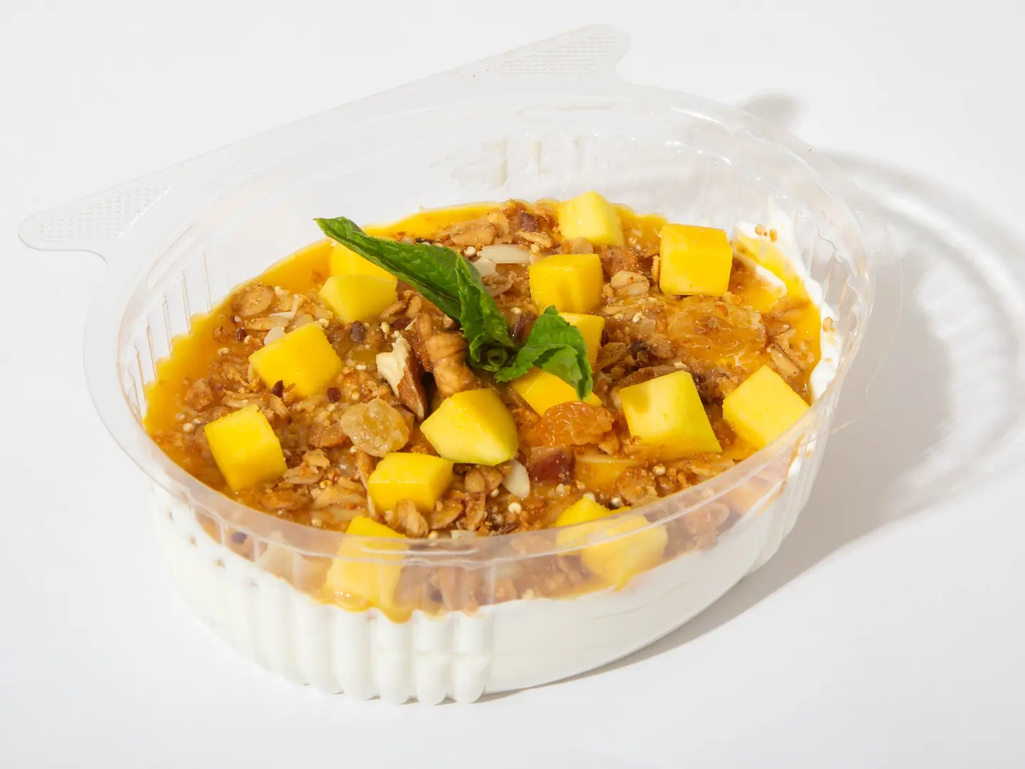 زبادي المانجو مع بذور الشيا