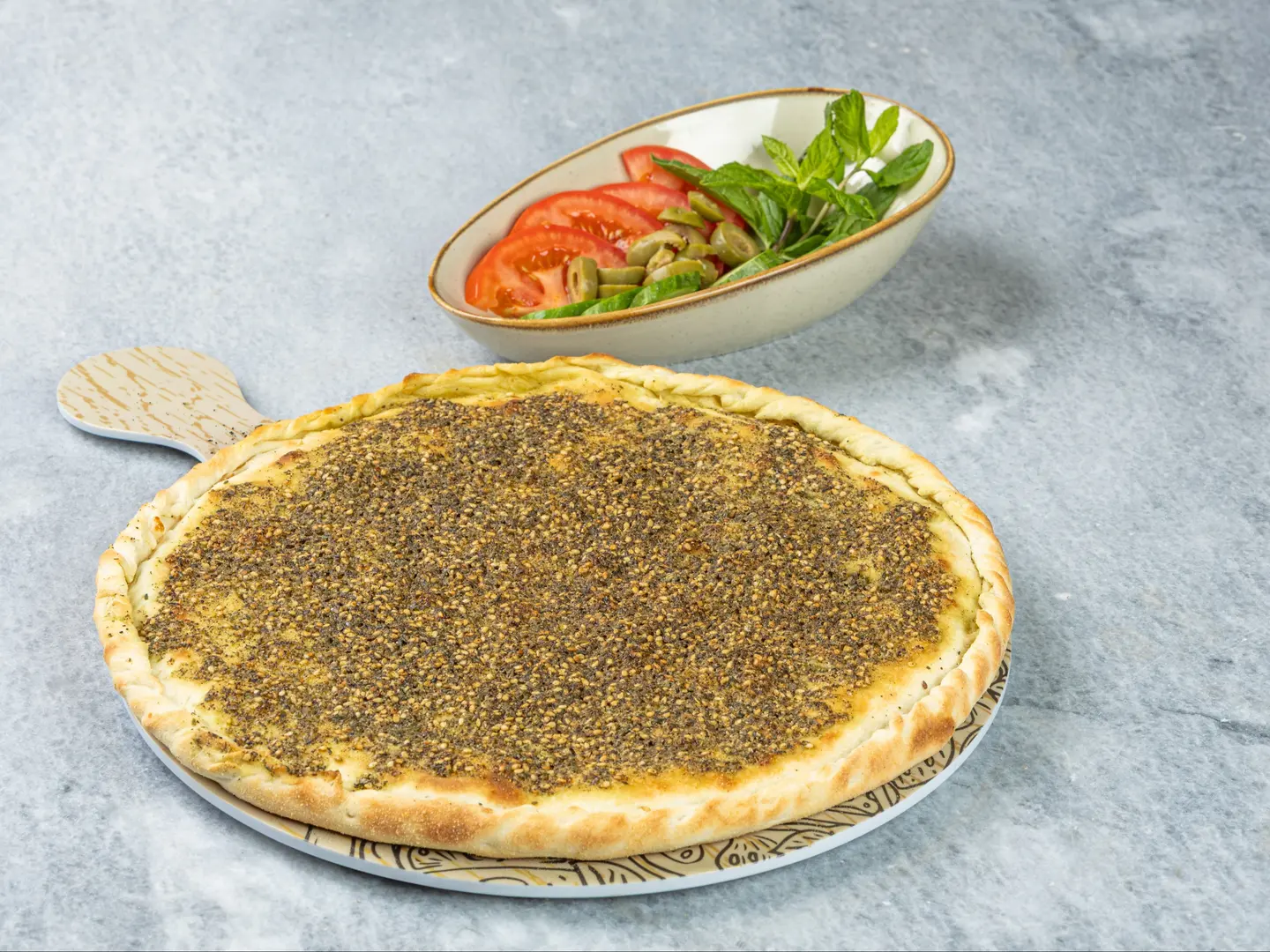 منقوشة الجبنة و الزعتر