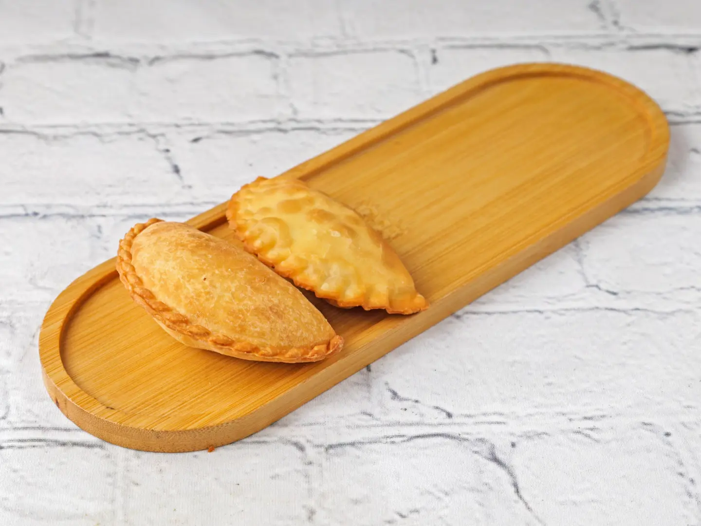 سمبوسة بف جبنة بيضاء