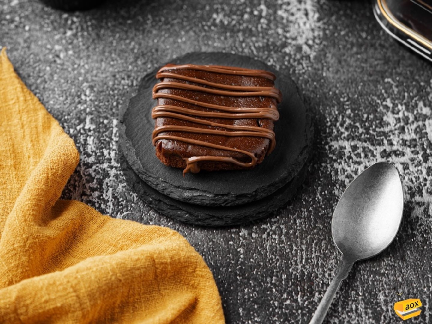 Brownie With Chocolate Sauce