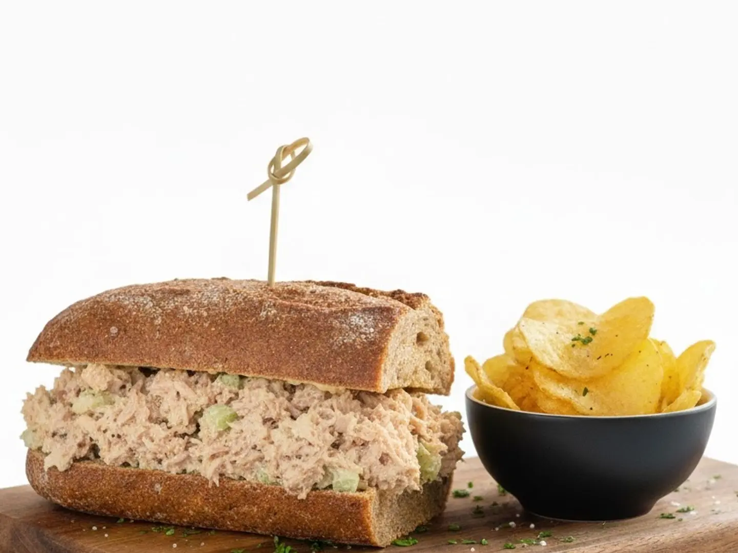 تونا ساندوتش