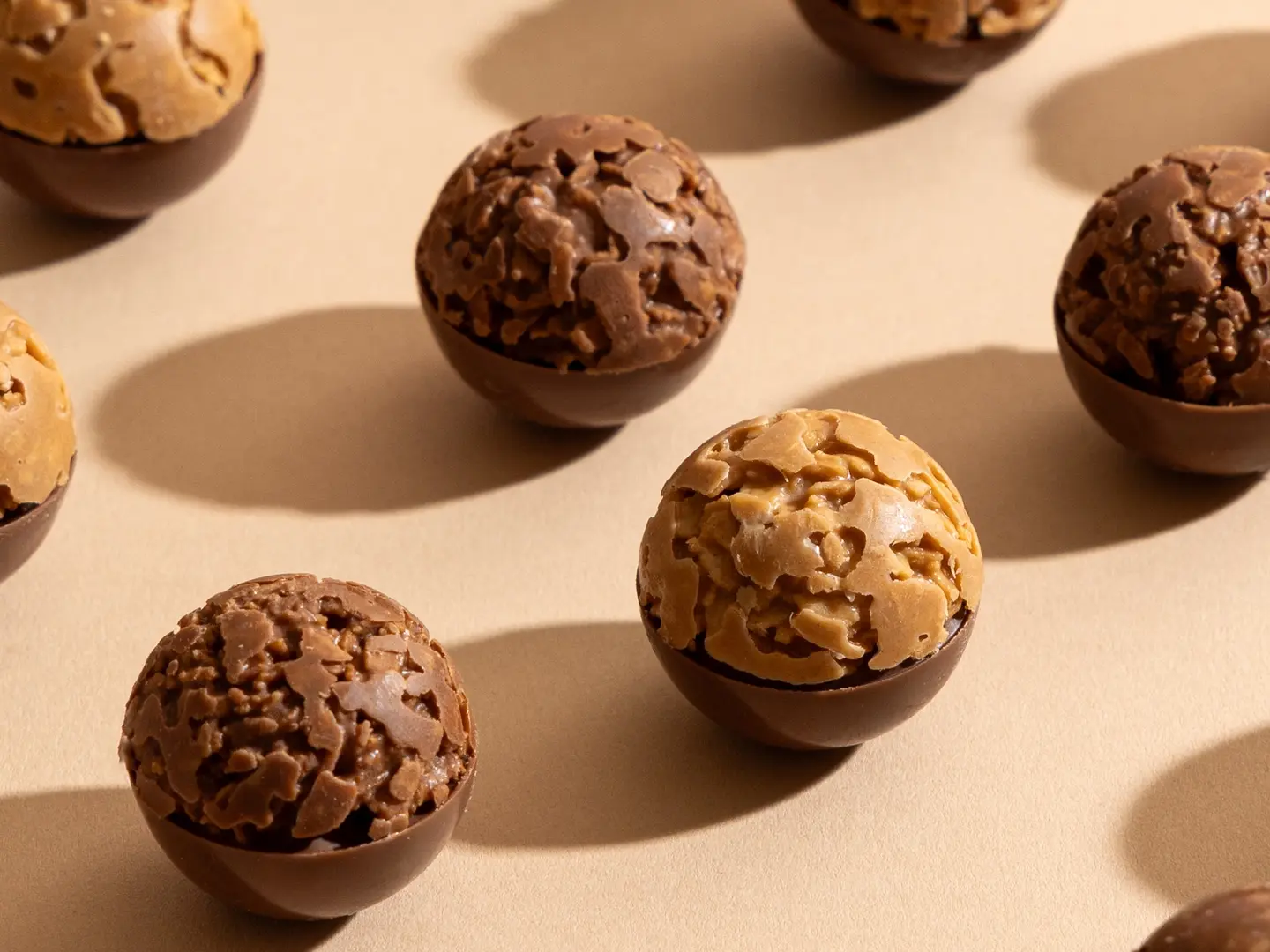 Crunchy Chocolate Pops 30 Pieces