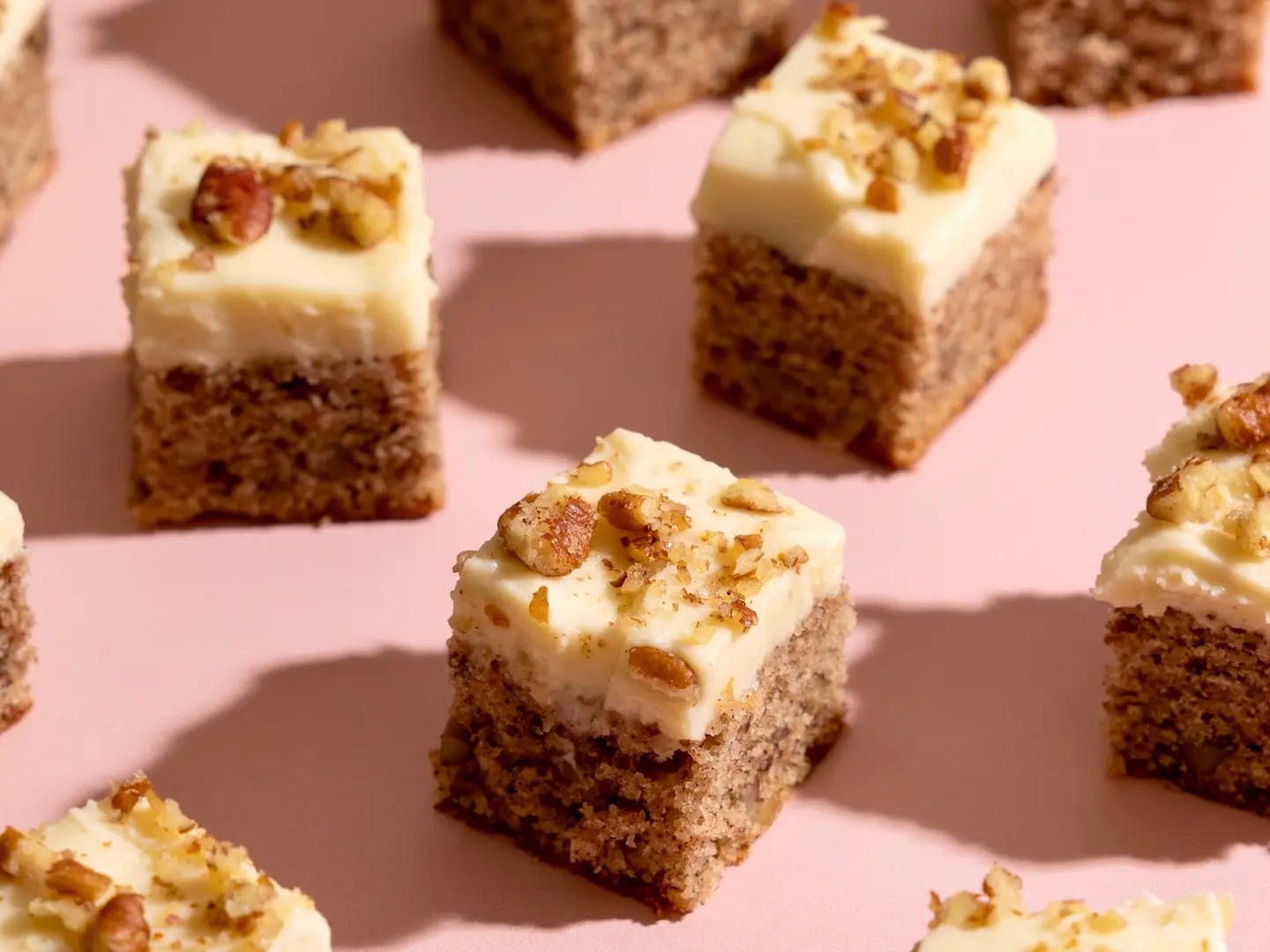 Cinnamon Pecan Cake Bites 20 Pcs