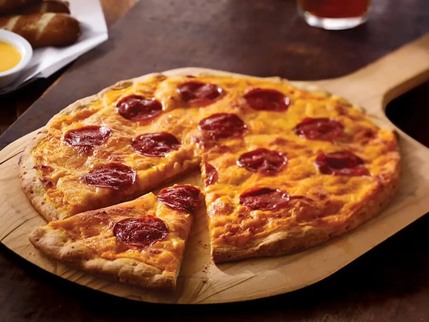 بيتزا ببروني - صغير