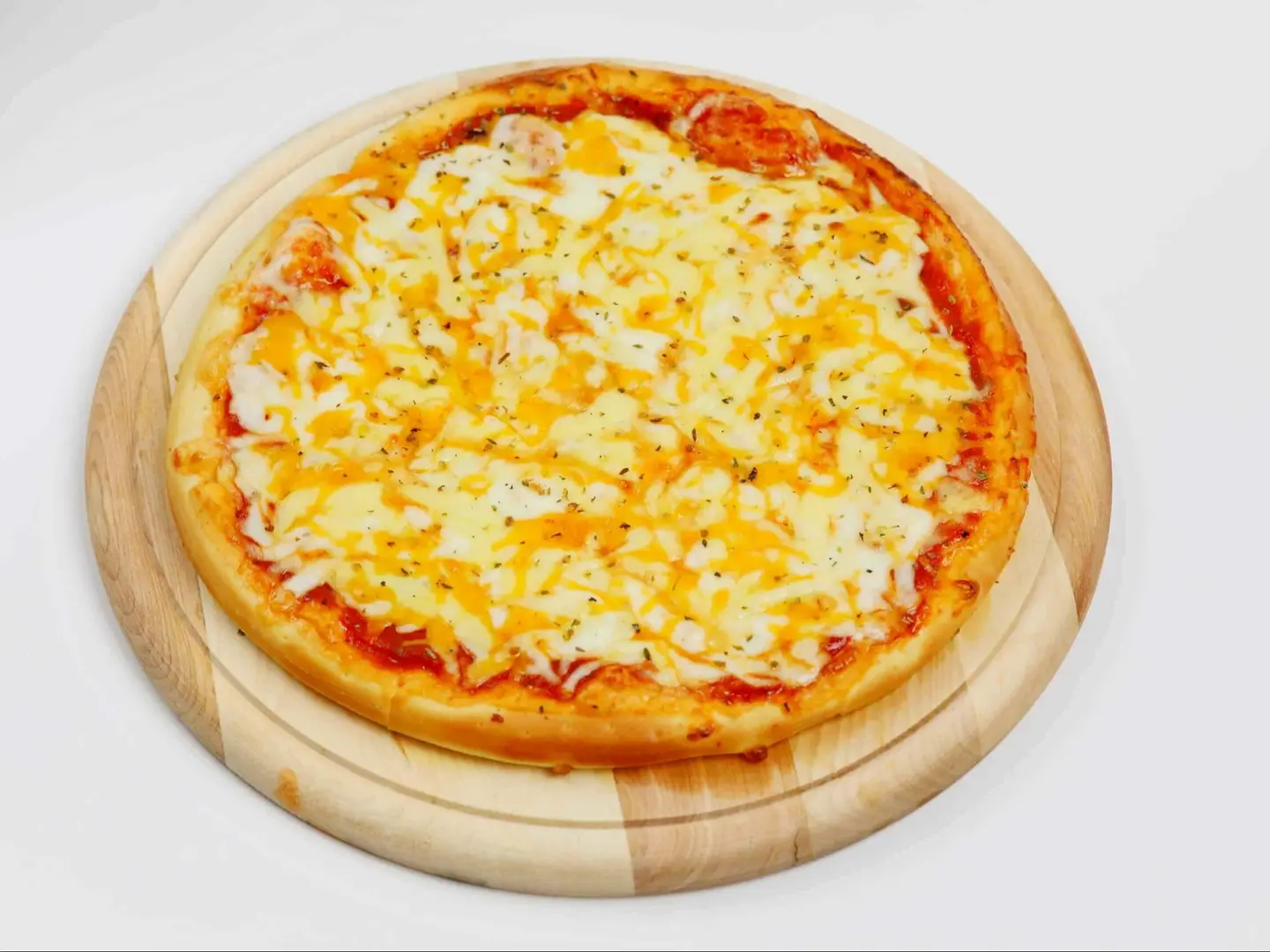 بيتزا مشكل اجبان - وسط