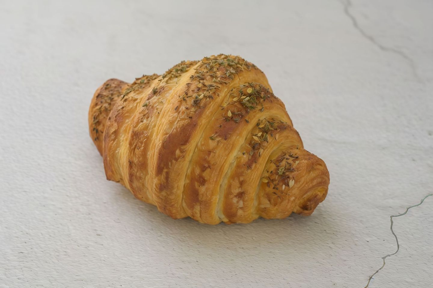 كروسان فرنسي زعتر