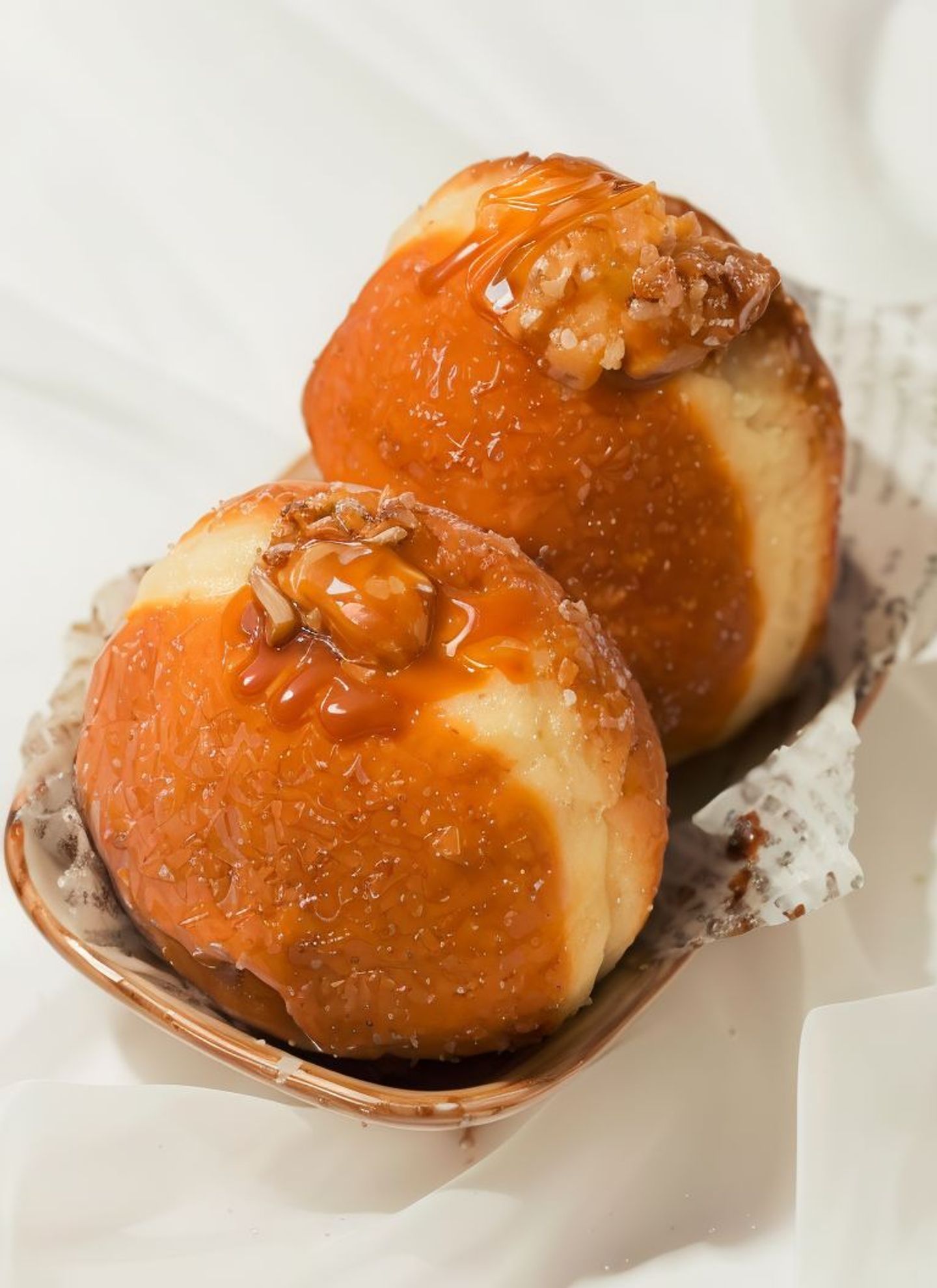 Donut Pecan With Caramel