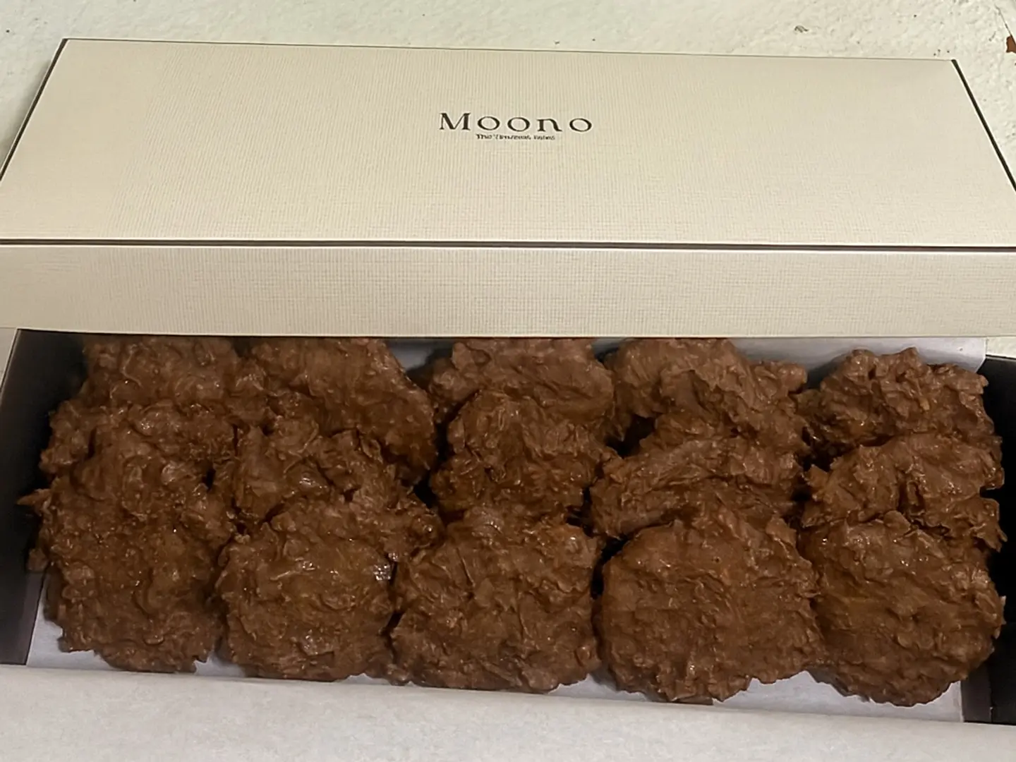 Moono Box (New Size)