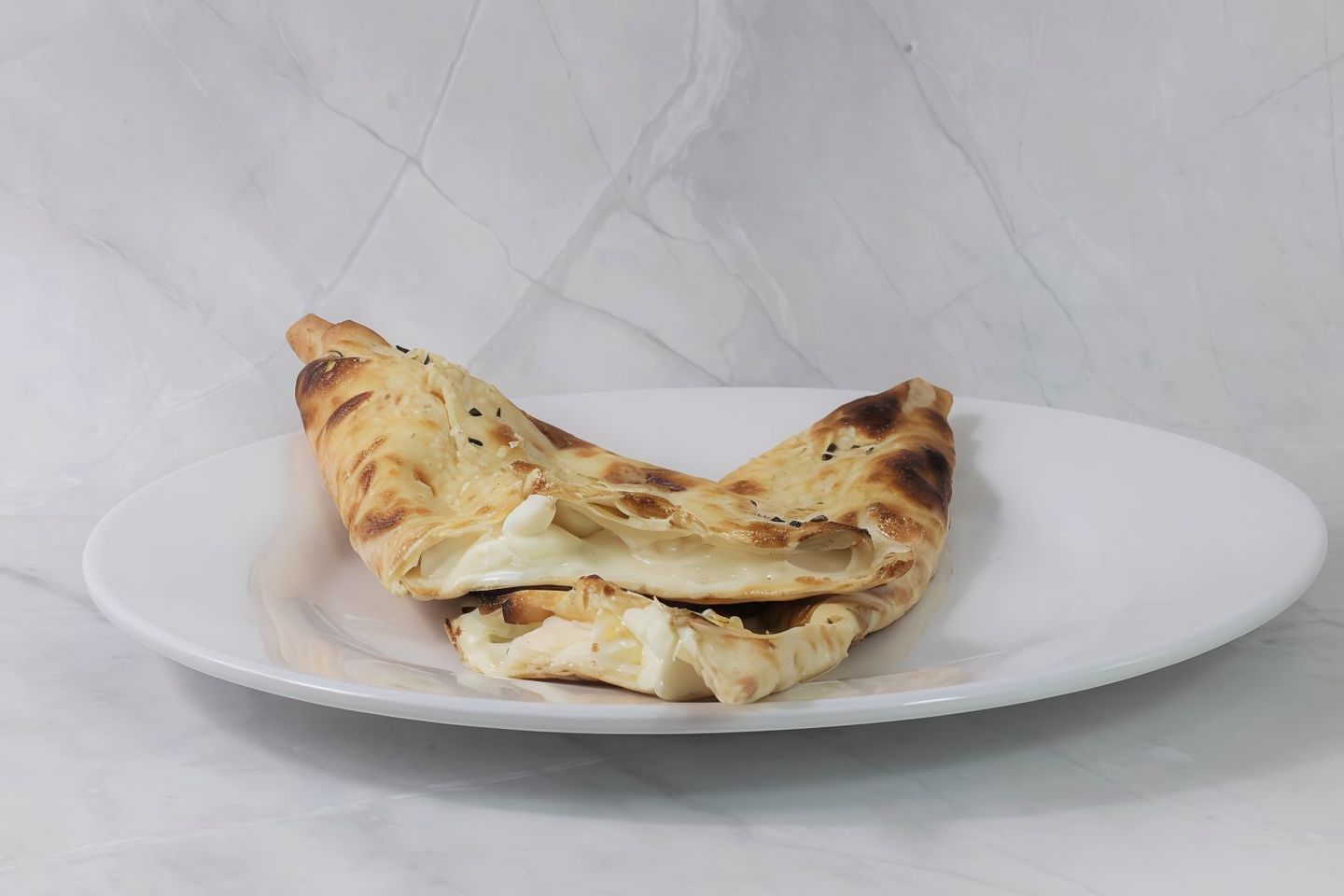 فطيرة جبن حلوم