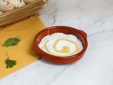 قشطة وعسل