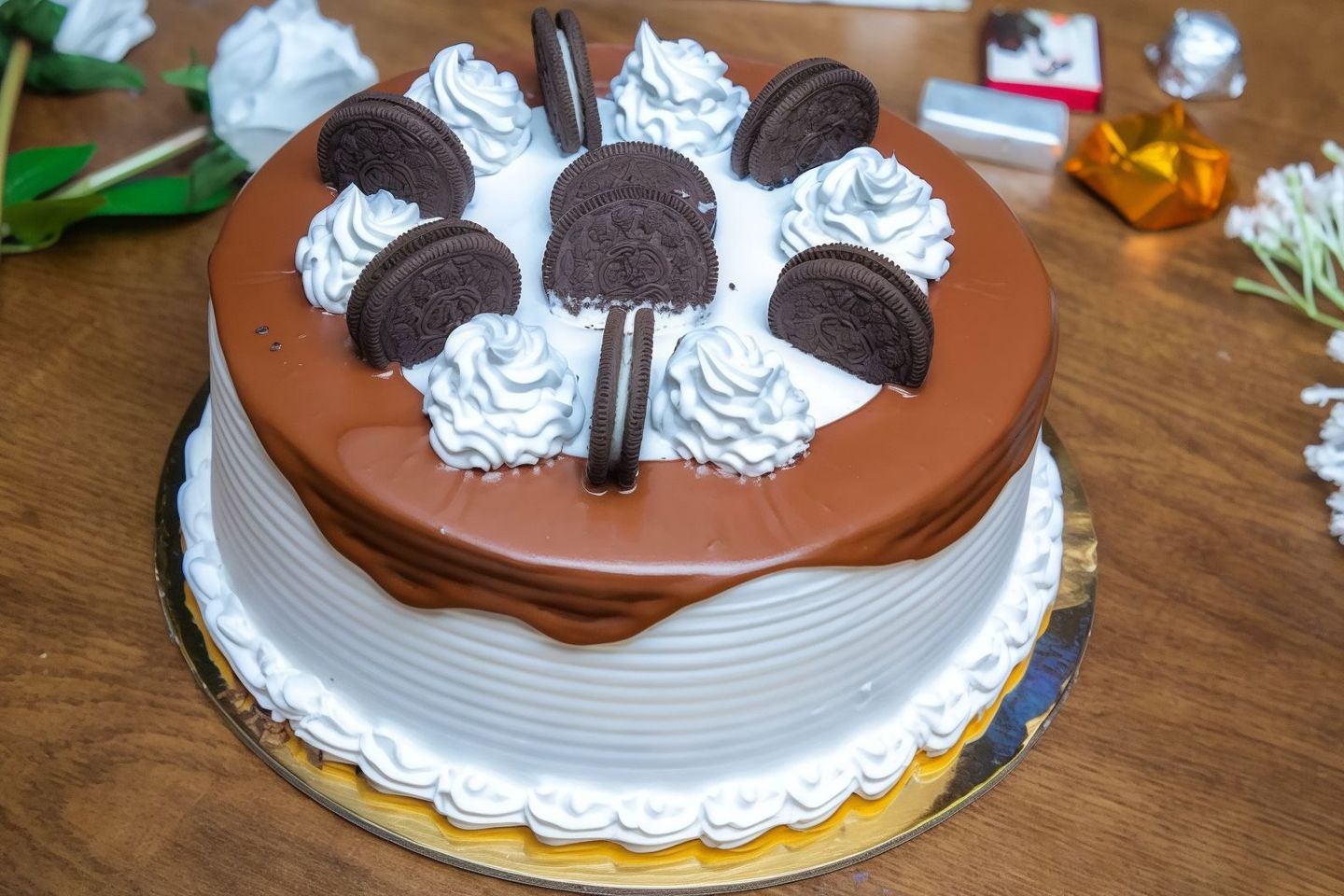 Oreo Cake - Medium