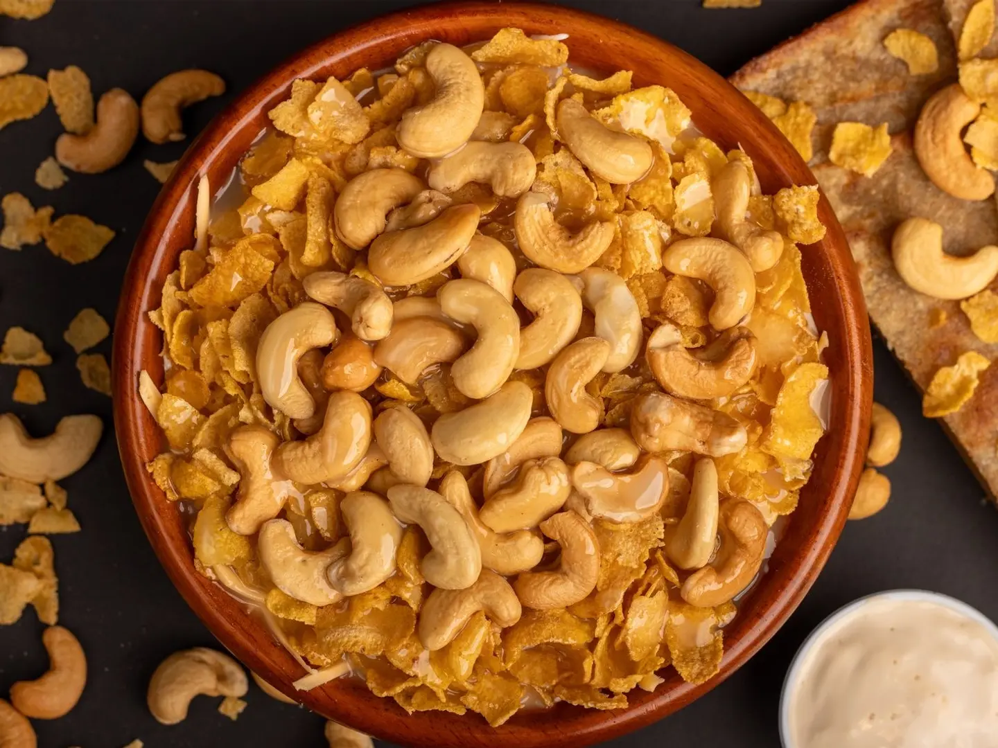 معصوب ملكي كوكتيل