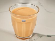 كوب شاي حليب