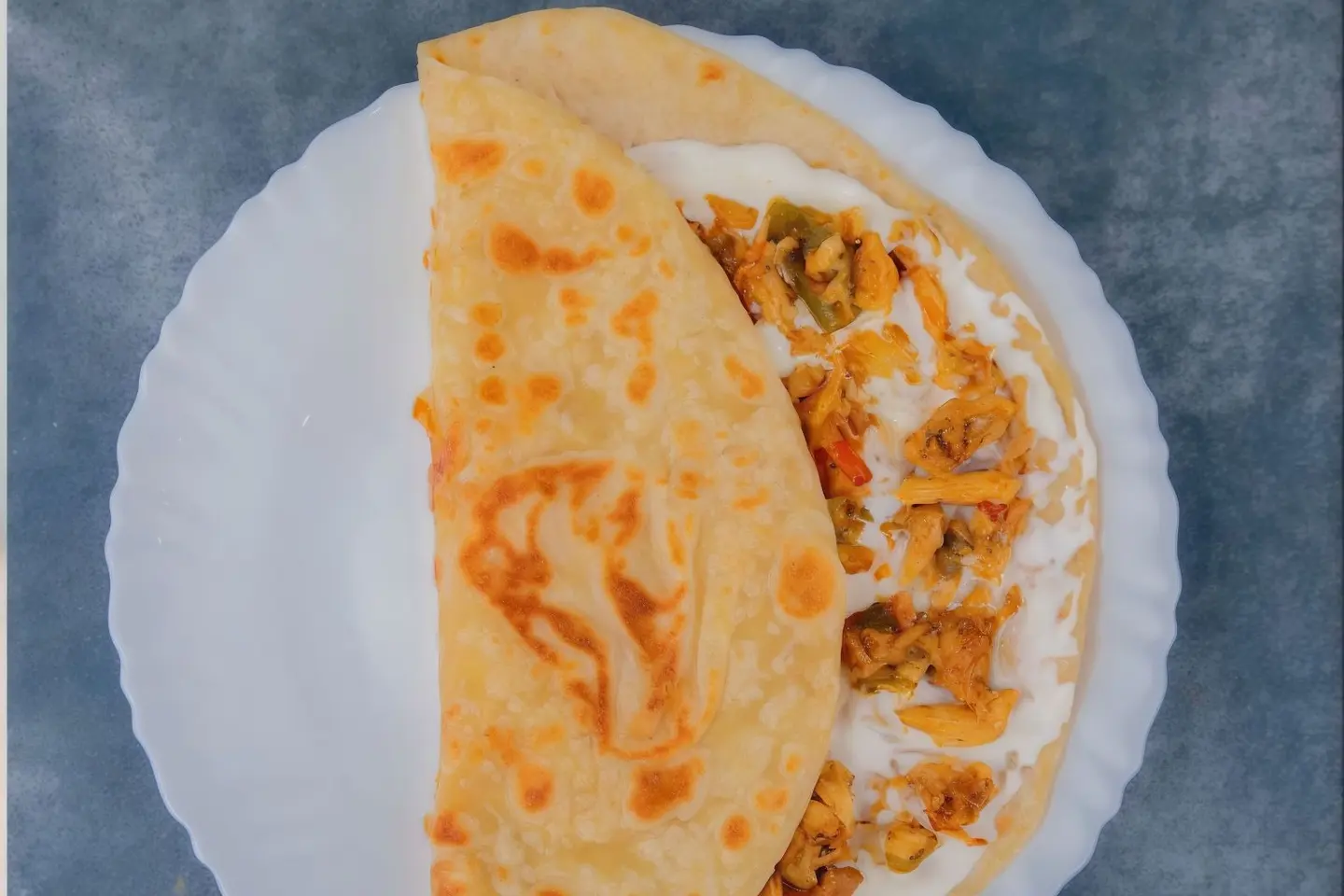 شباتي دجاج جبن