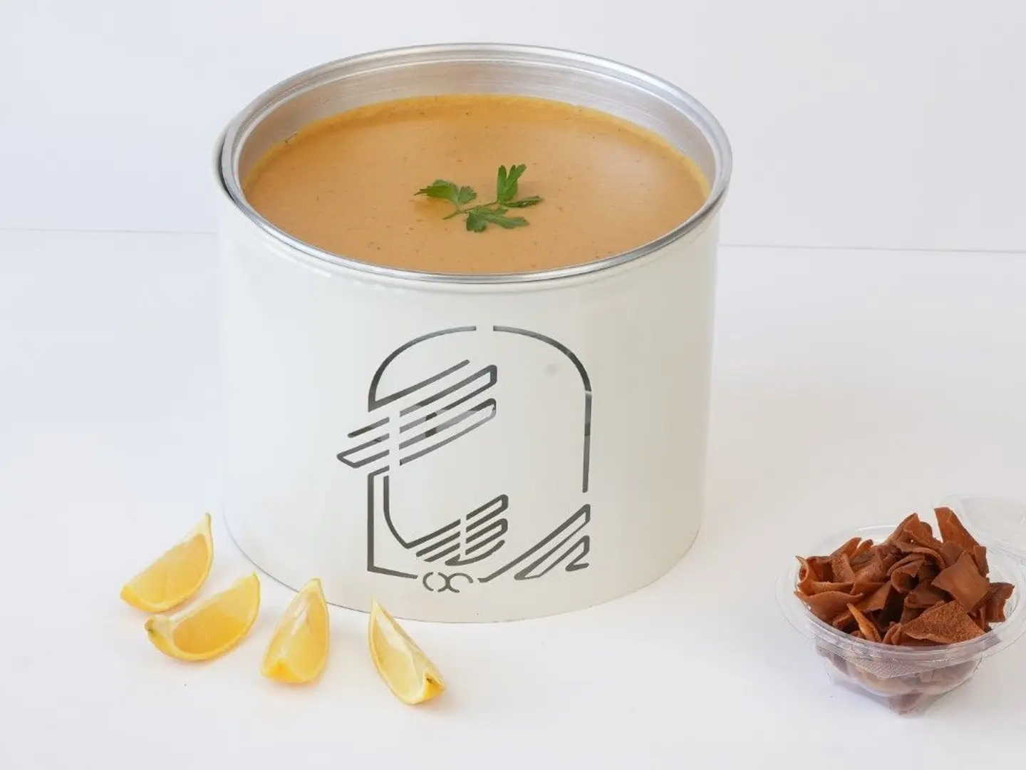 شوربه العدس الدافئه