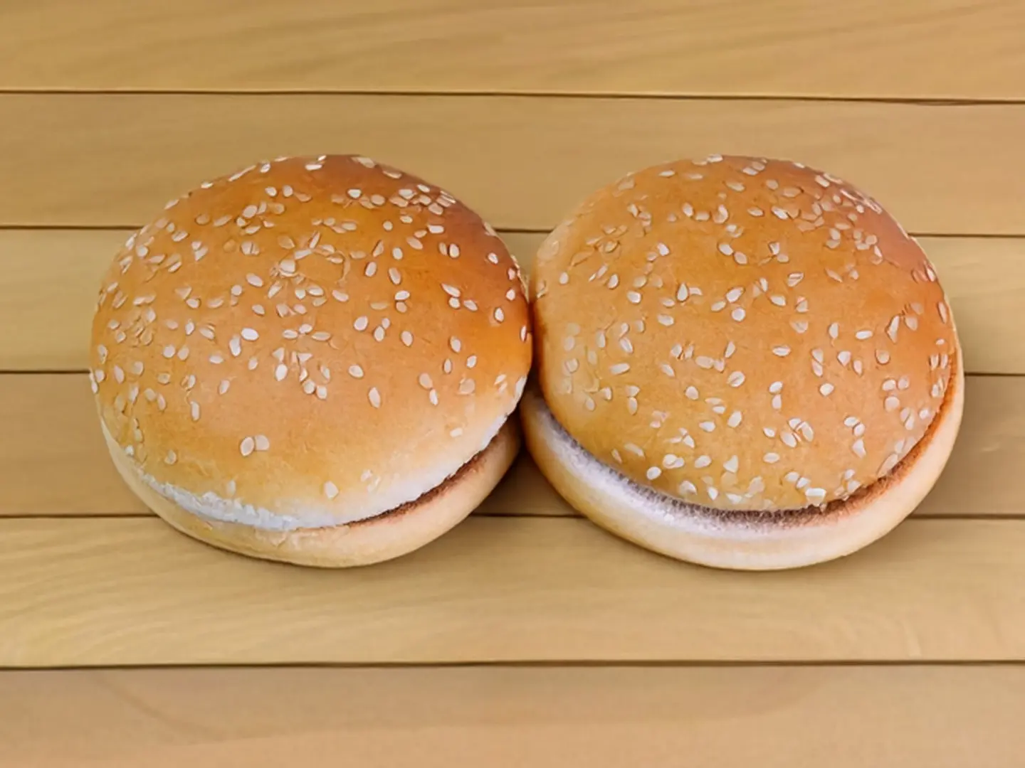 خبز برجر بالسمسم