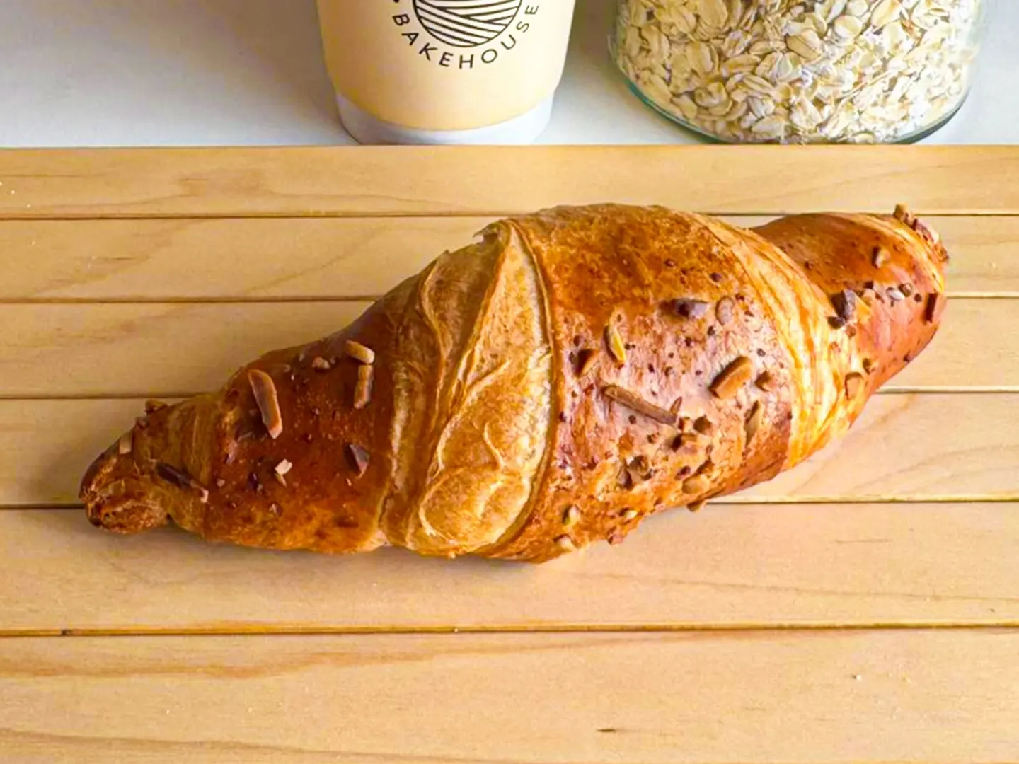 كرواسون باللوز 90 جرام