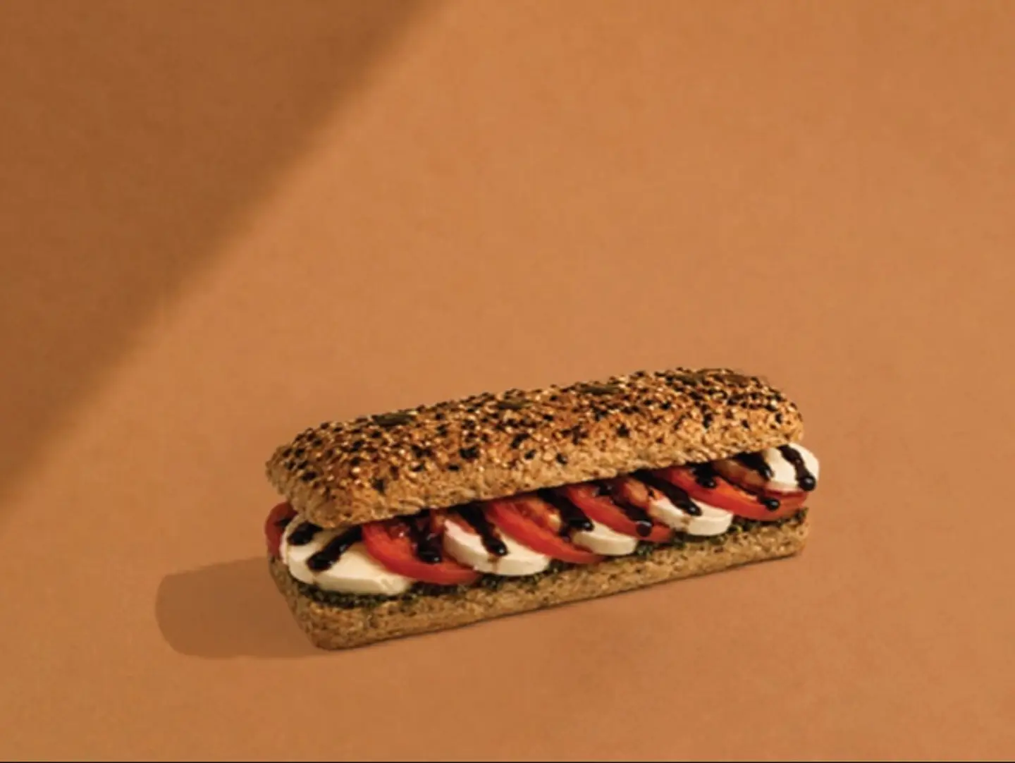 Pesto Ceprese Sandwich