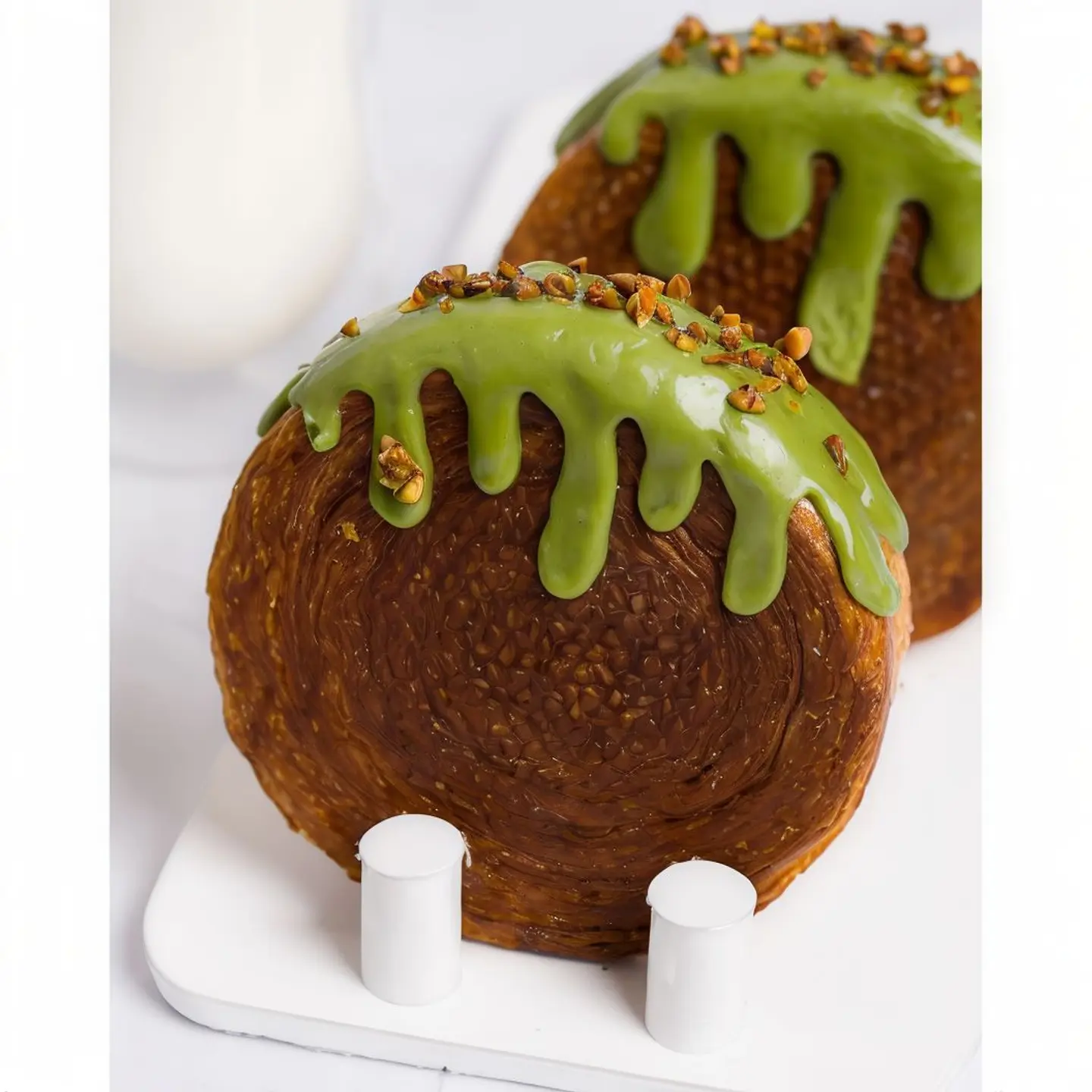 Round Croissant  Pistachio