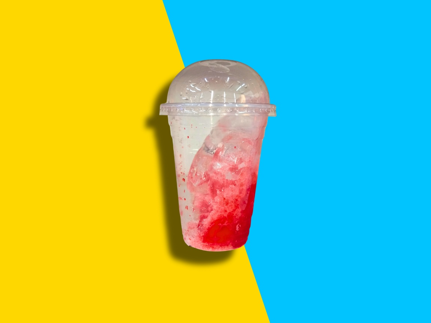 كوب ثلج نكهة الفراولة