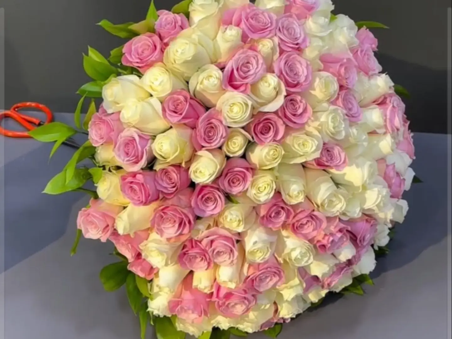 Beauty Bouquet 16