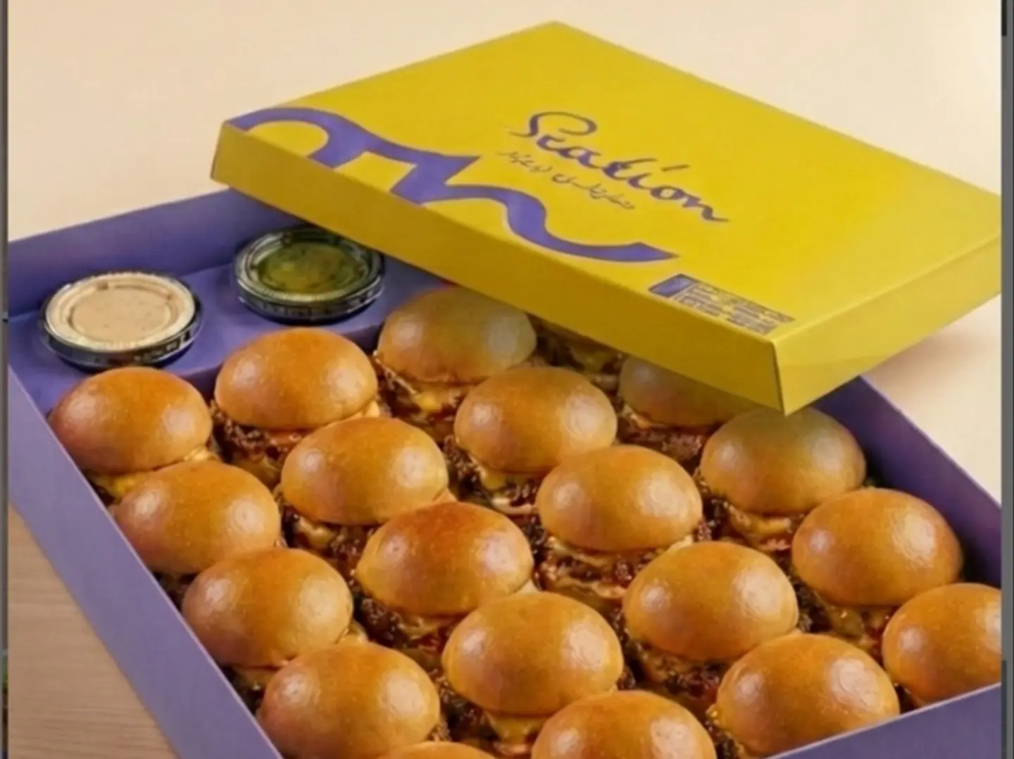 بوكس ميني برجر لحم ودجاج