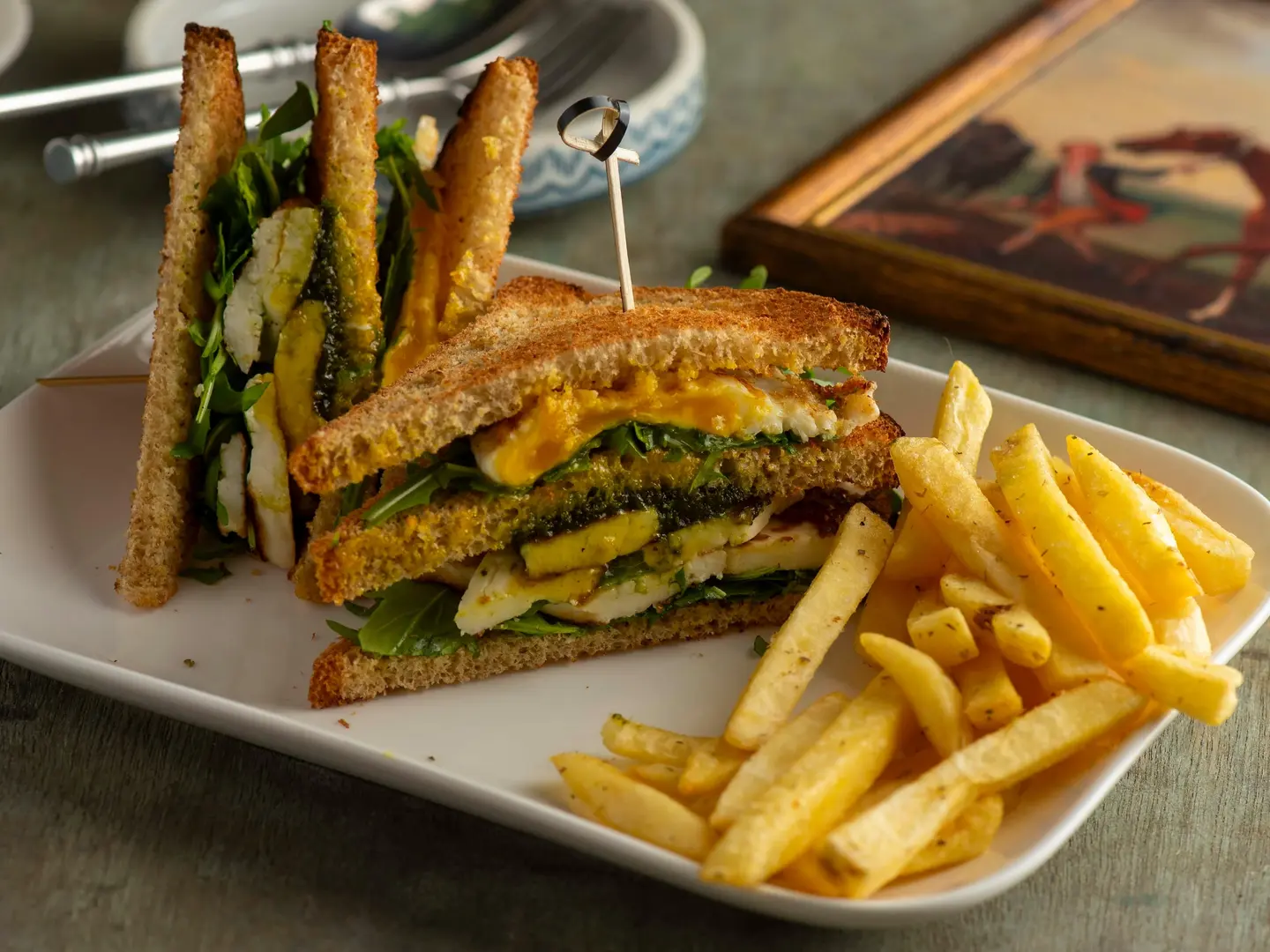 كلوب حلومي بيستو خاص