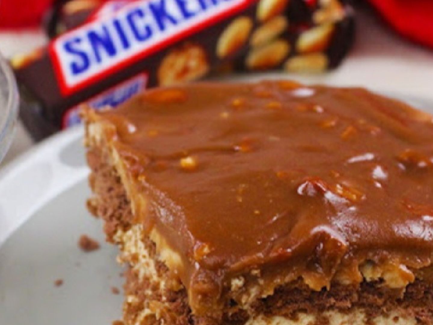 Snickers Cake