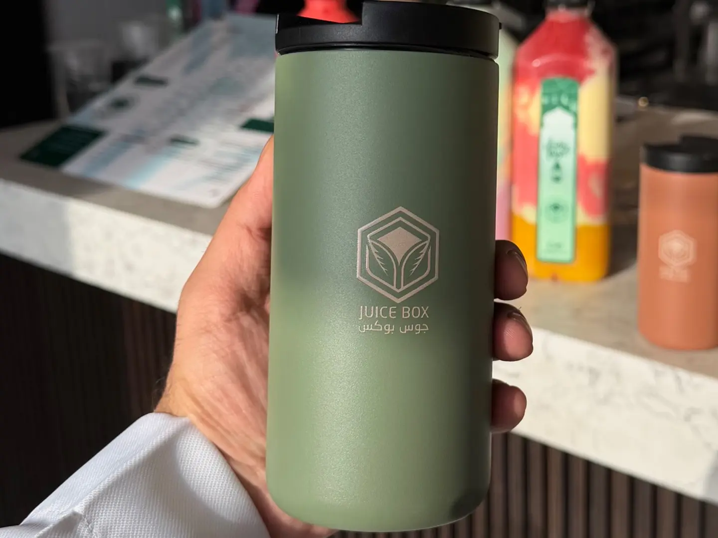 مق لون اخضر