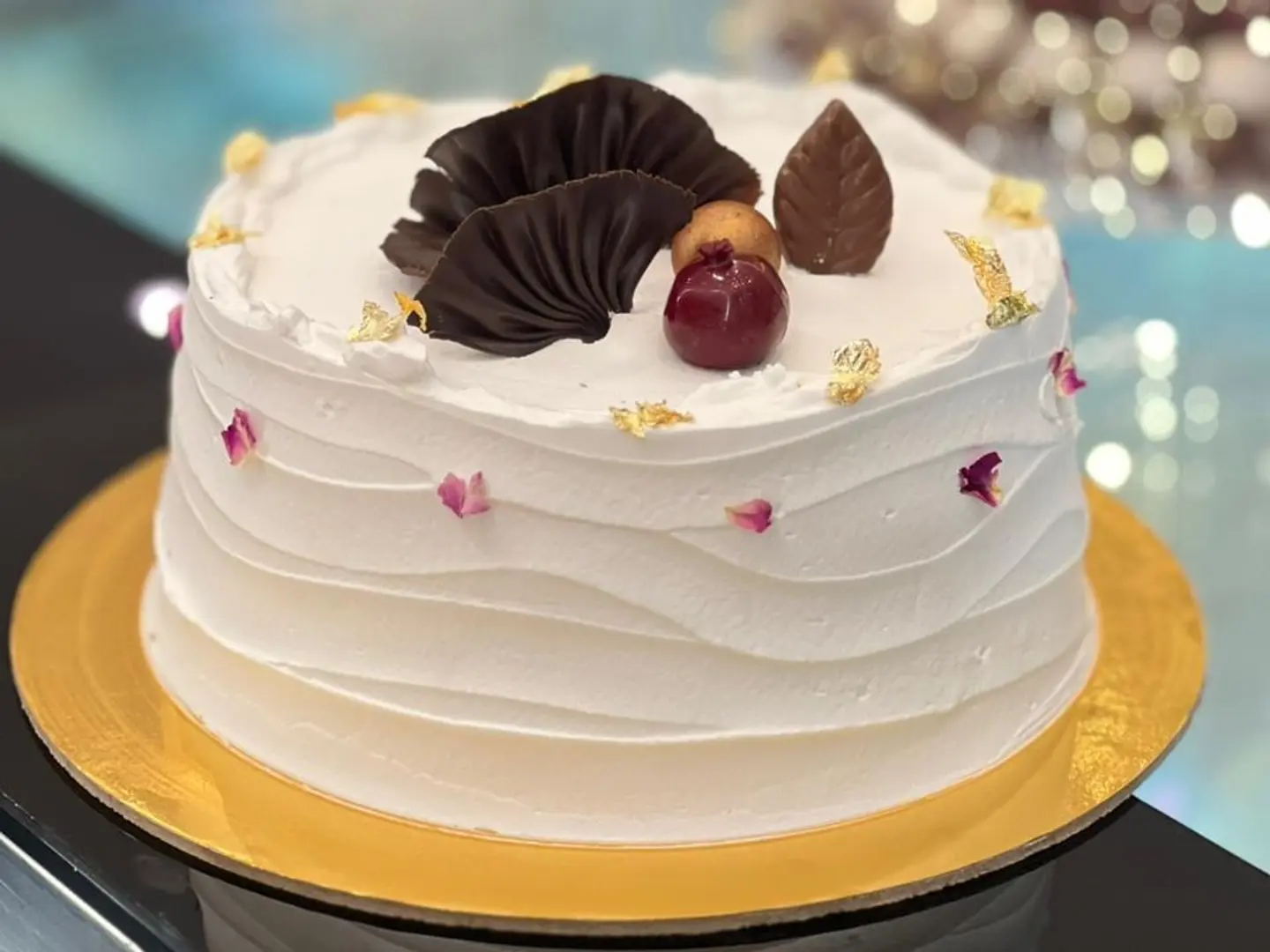 Vanilla Cake - Medium