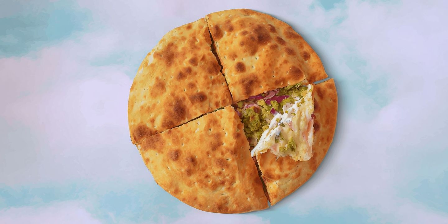 فطيرة فلافل مع اللبنة