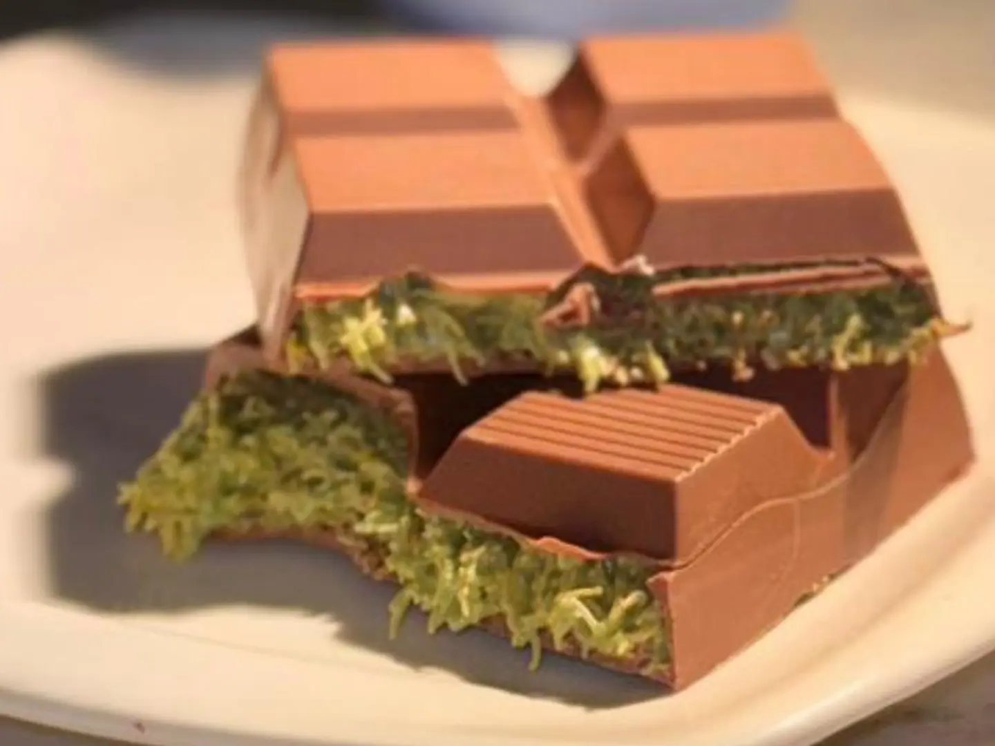 شكلاتة دبي بستاشيو