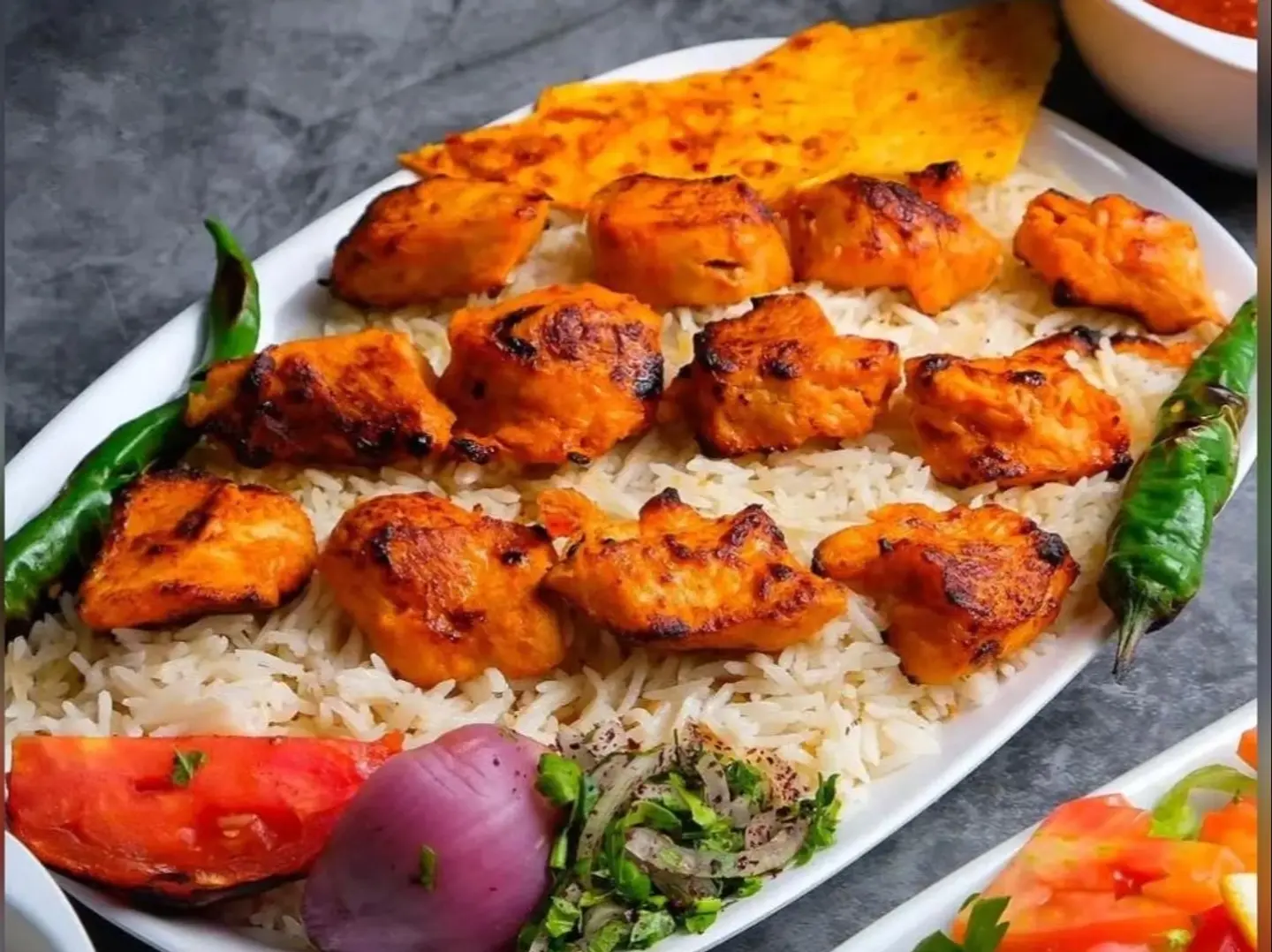 نفر شيش طاووق