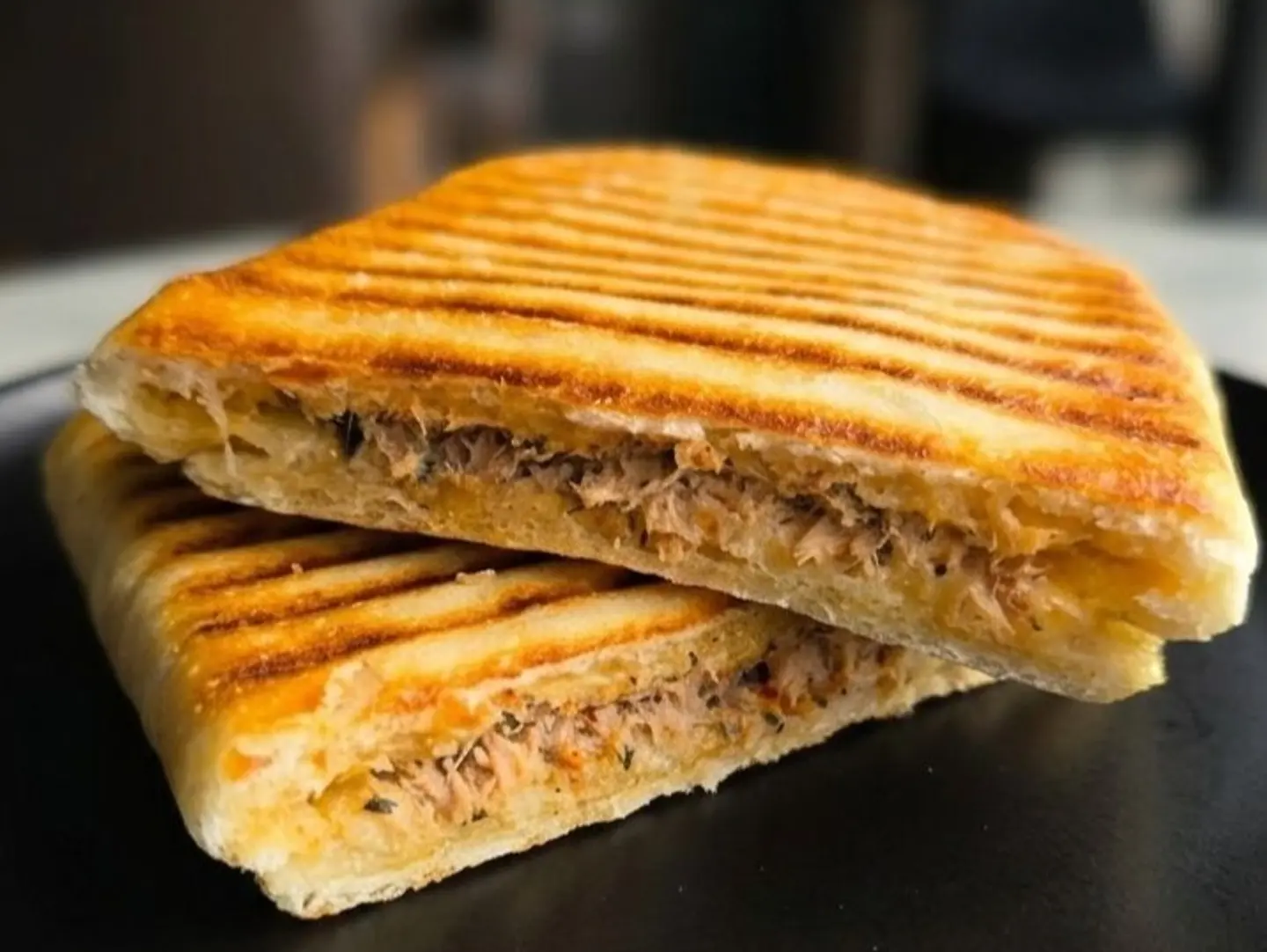 Fresh Tuna Sandwich