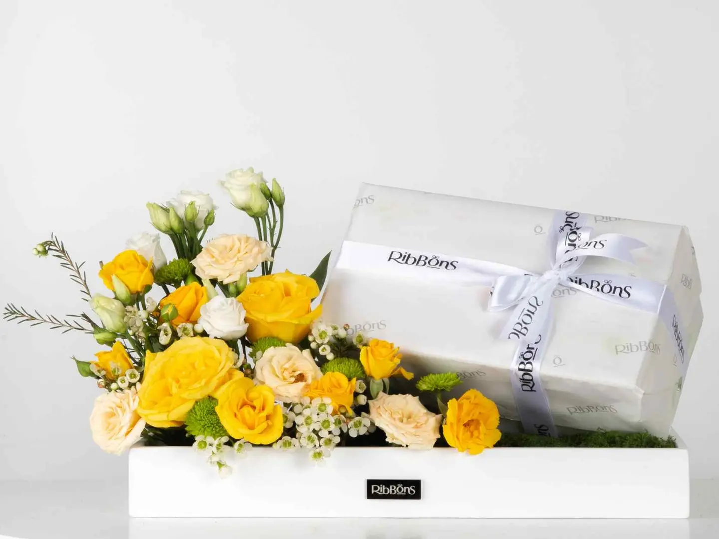 قاعدة ورد و لعبة أولاد